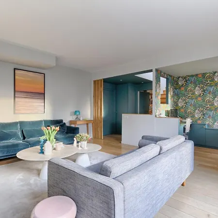 Residor - Spacious And Bright ! Apartman