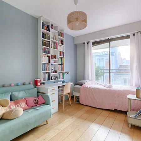 Residor - Spacious And Bright ! *