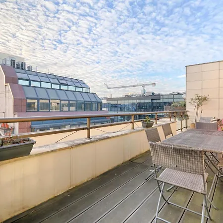 Apartman Residor - Spacious And Bright !